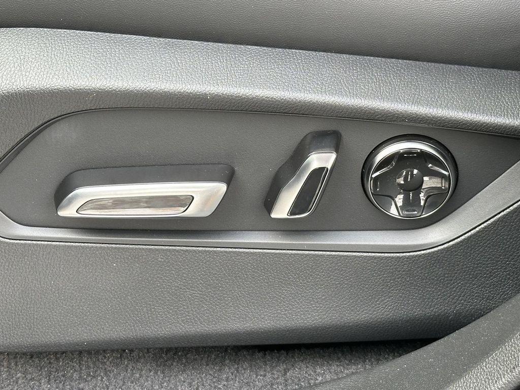 new 2026 Acura RDX car, priced at $49,650