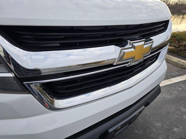 used 2015 Chevrolet Colorado car, priced at $10,000