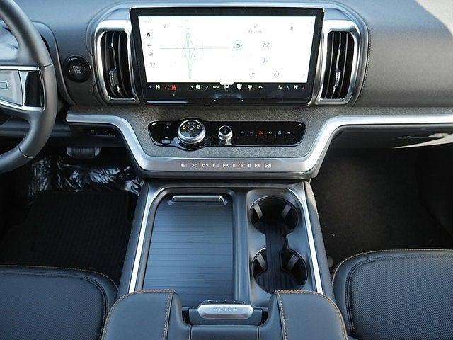 new 2026 Ford Expedition car, priced at $84,685