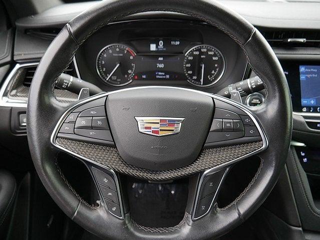 used 2021 Cadillac XT5 car, priced at $29,899