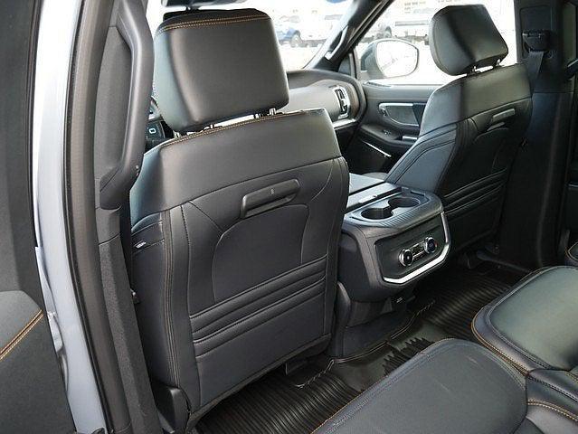used 2025 Ford Expedition car, priced at $78,081