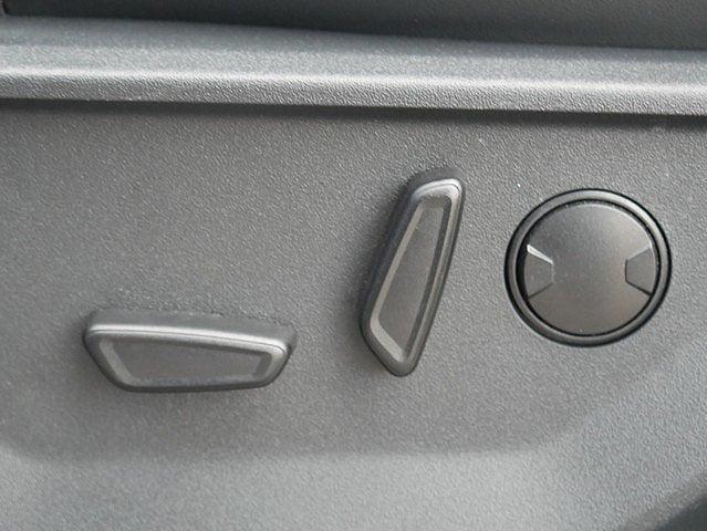 used 2025 Ford Expedition car, priced at $78,081