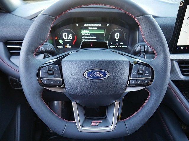 new 2025 Ford Explorer car, priced at $52,709