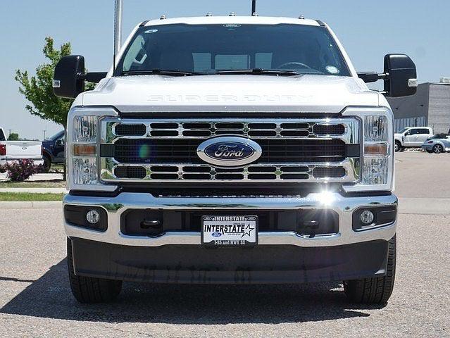 new 2025 Ford F-350 car, priced at $62,625