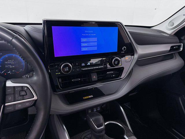 used 2023 Toyota Highlander Hybrid car, priced at $44,345