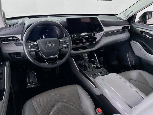 used 2023 Toyota Highlander Hybrid car, priced at $44,345