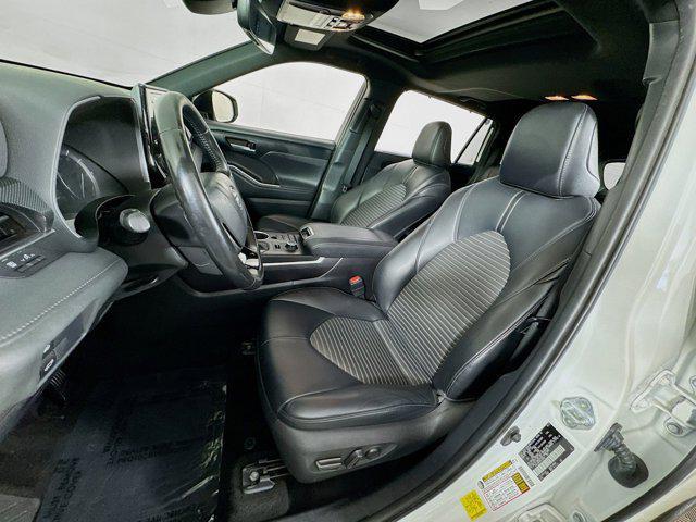 used 2021 Toyota Highlander car, priced at $32,345