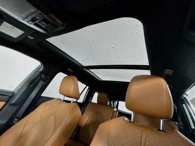 used 2023 Toyota Highlander car, priced at $38,995