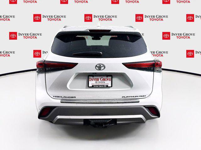 used 2023 Toyota Highlander car, priced at $38,995