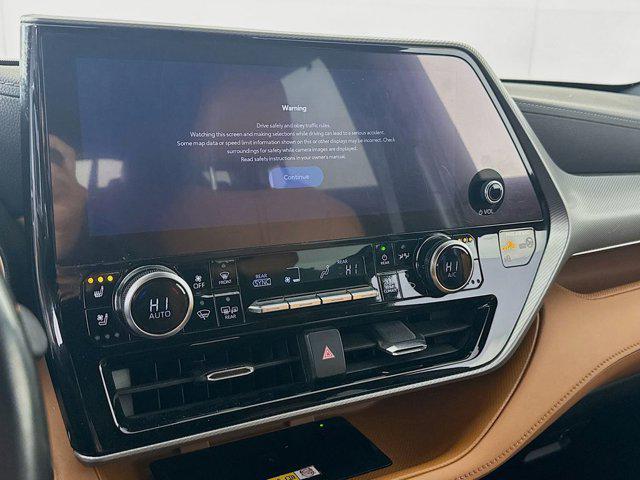 used 2023 Toyota Highlander car, priced at $38,995