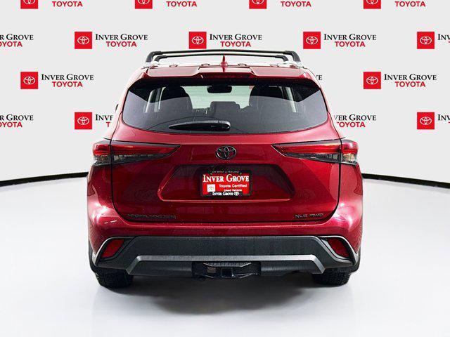 used 2022 Toyota Highlander car, priced at $30,945