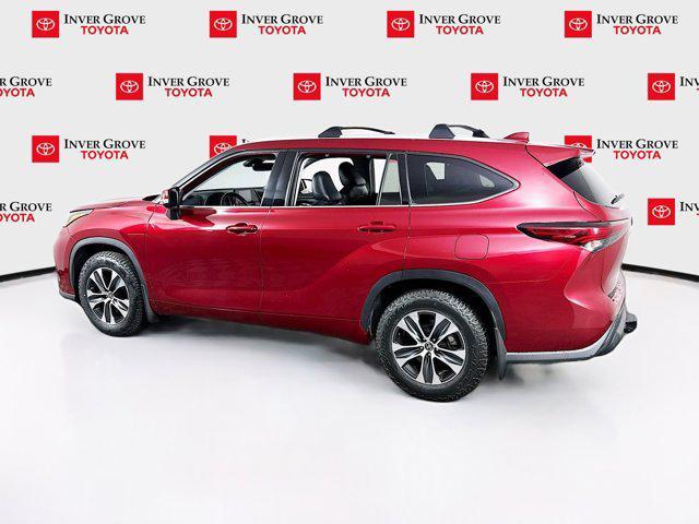 used 2022 Toyota Highlander car, priced at $30,945