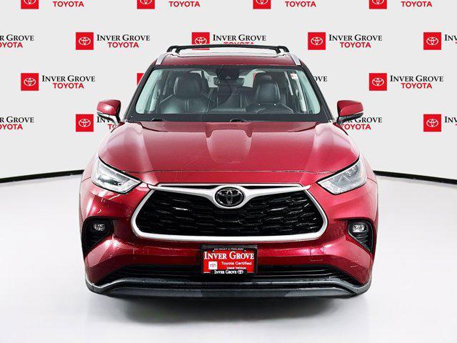 used 2022 Toyota Highlander car, priced at $30,945