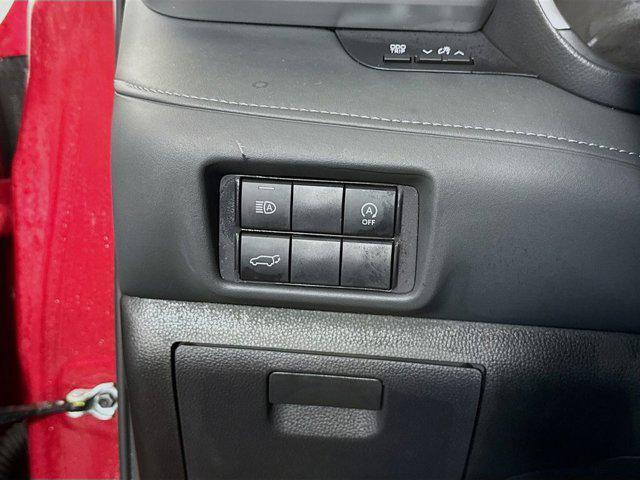 used 2025 Toyota Highlander car, priced at $42,595