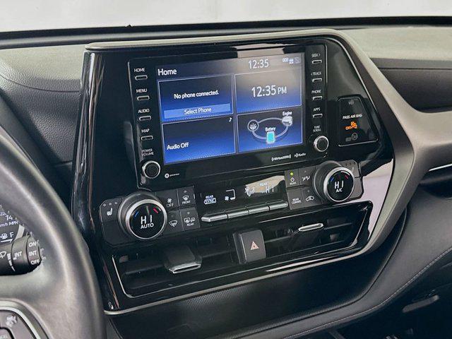 used 2021 Toyota Highlander Hybrid car, priced at $31,995