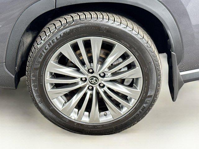 used 2025 Toyota Highlander Hybrid car, priced at $57,345