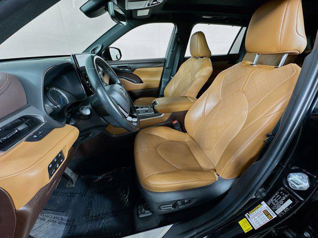 used 2022 Toyota Highlander Hybrid car, priced at $37,995