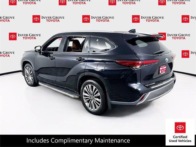 used 2022 Toyota Highlander Hybrid car, priced at $37,995