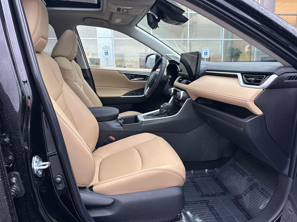 new 2025 Toyota RAV4 car, priced at $39,863