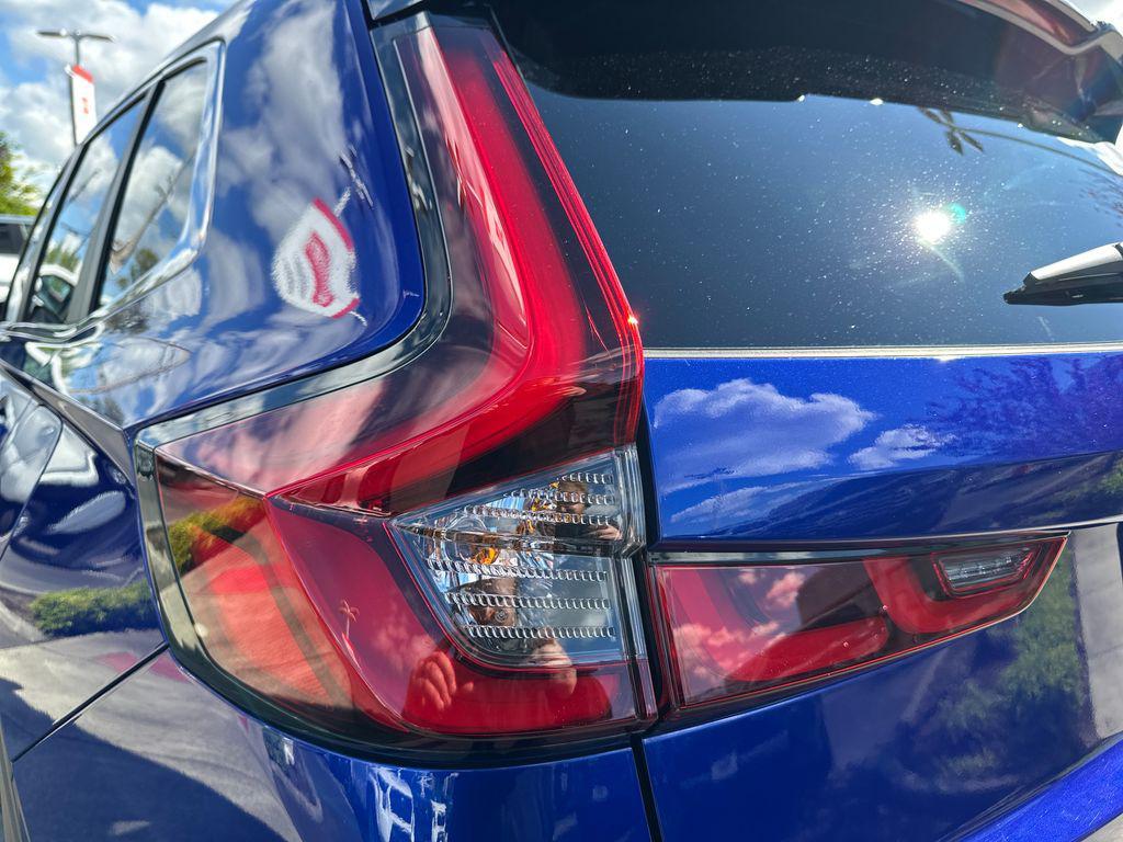 used 2025 Honda CR-V Hybrid car, priced at $40,054