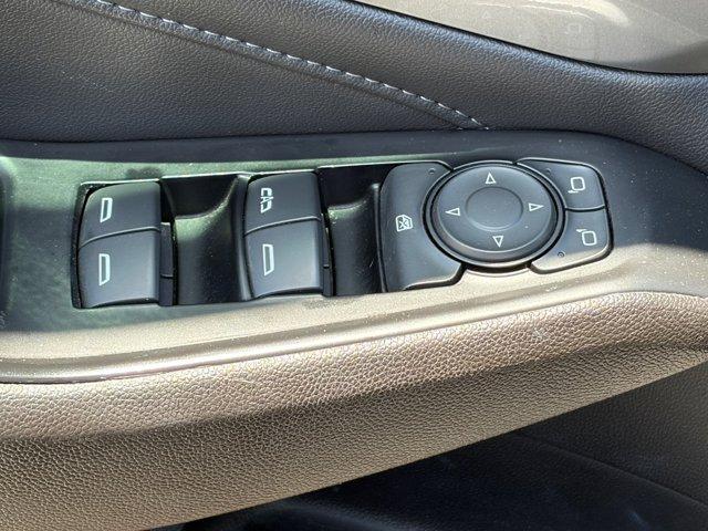 used 2023 Chevrolet Traverse car, priced at $26,000