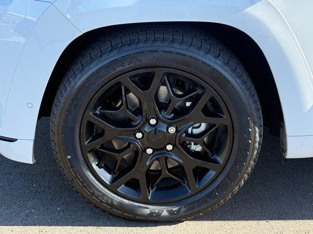 used 2021 Jeep Grand Cherokee car, priced at $18,500