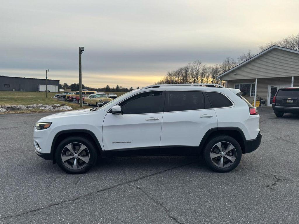 used 2019 Jeep Cherokee car, priced at $13,995