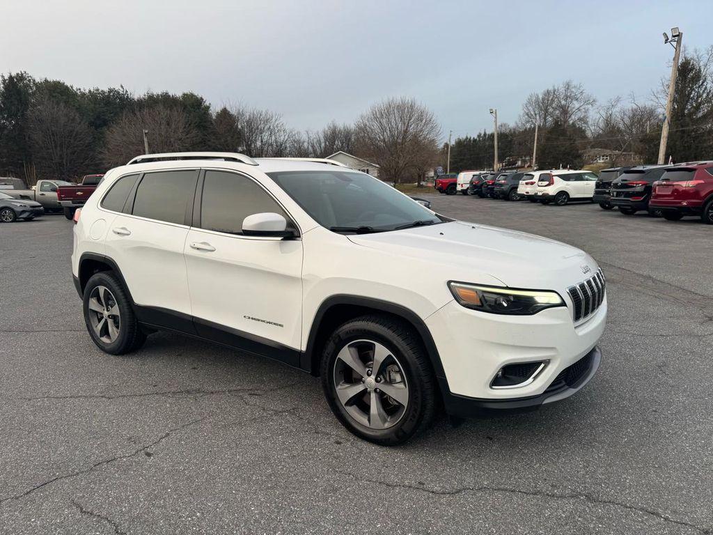 used 2019 Jeep Cherokee car, priced at $13,995