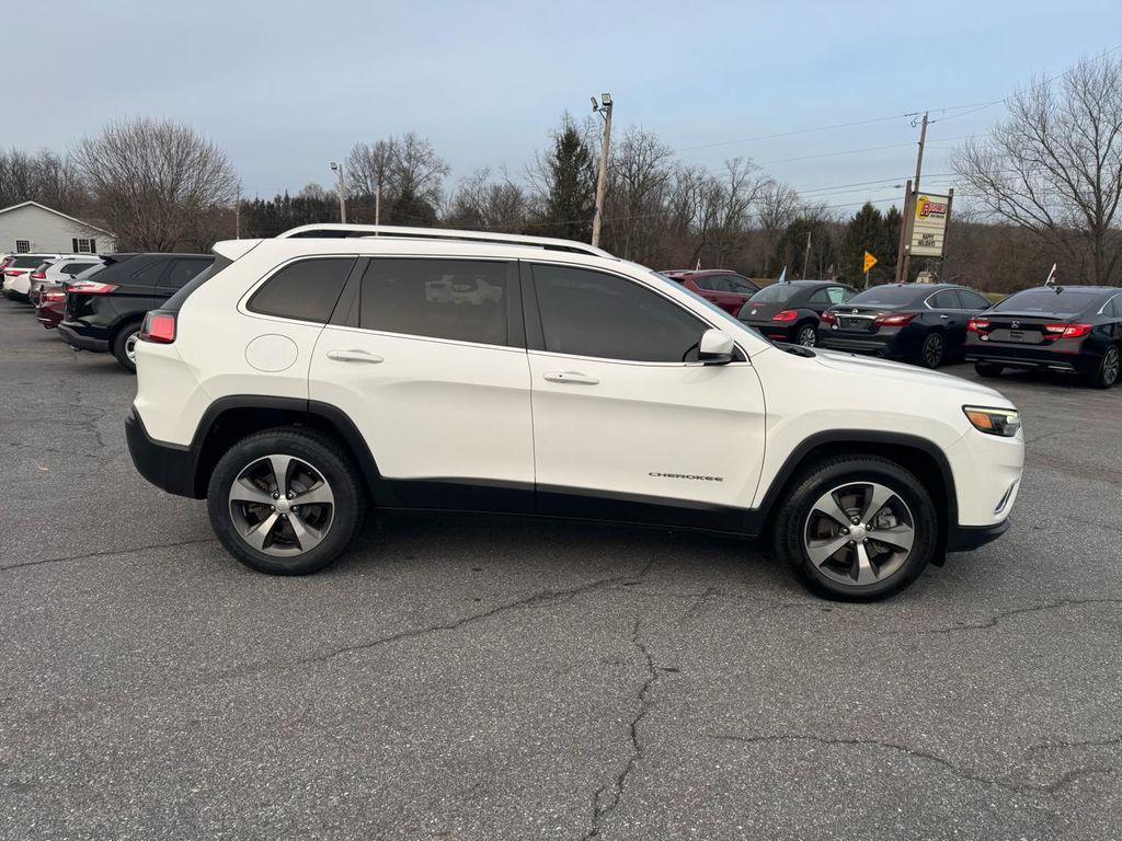 used 2019 Jeep Cherokee car, priced at $13,995