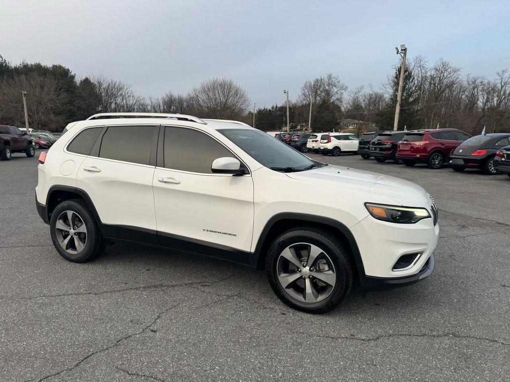 used 2019 Jeep Cherokee car, priced at $13,995