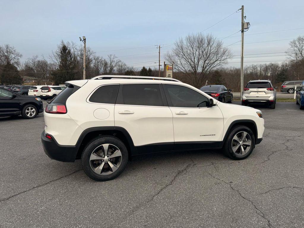 used 2019 Jeep Cherokee car, priced at $13,995