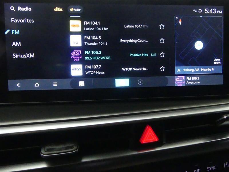 used 2025 Kia Sorento Hybrid car, priced at $29,900