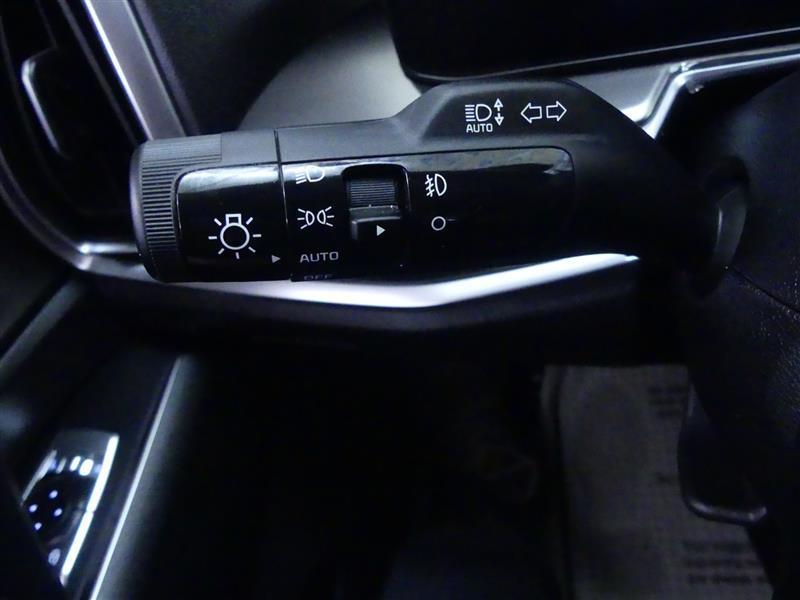 used 2025 Kia Sorento Hybrid car, priced at $29,900