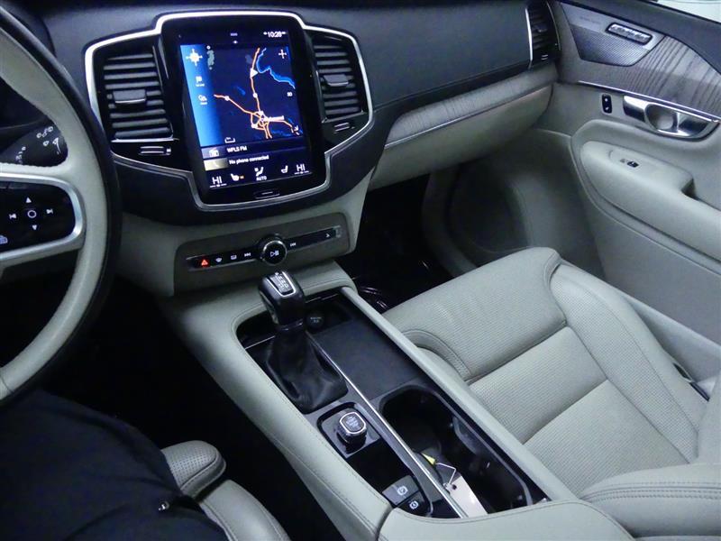 used 2022 Volvo XC90 car, priced at $30,000