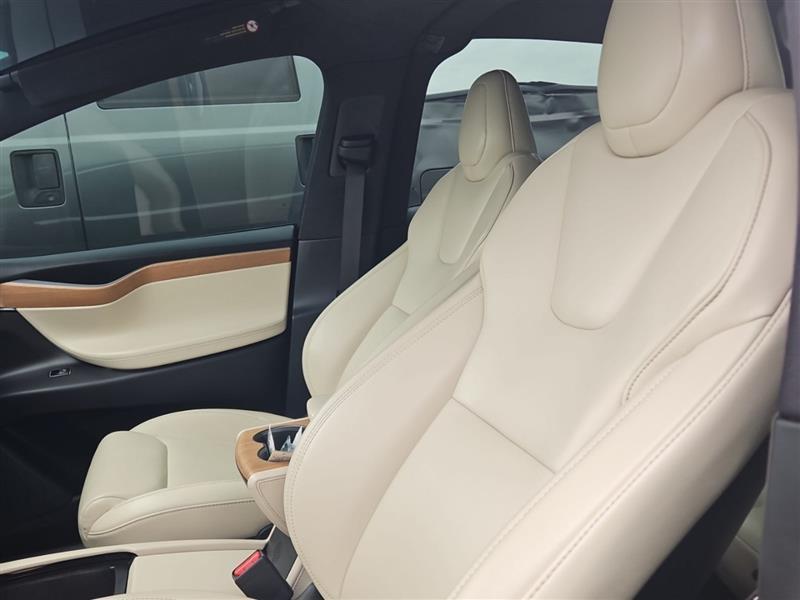 used 2020 Tesla Model X car, priced at $33,500