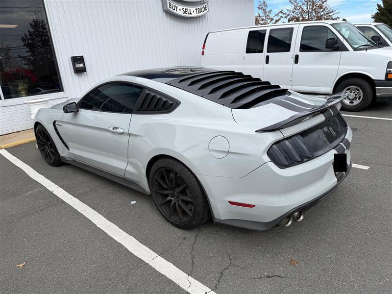 used 2017 Ford Shelby GT350R car