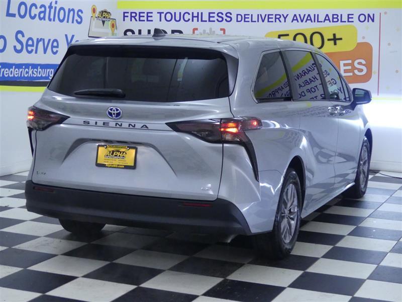used 2025 Toyota Sienna car, priced at $37,900