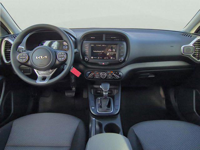 new 2025 Kia Soul car, priced at $19,043
