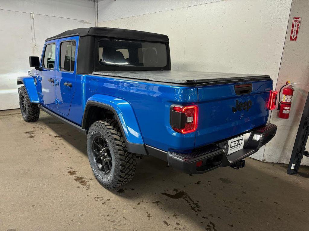 used 2024 Jeep Gladiator car, priced at $37,533