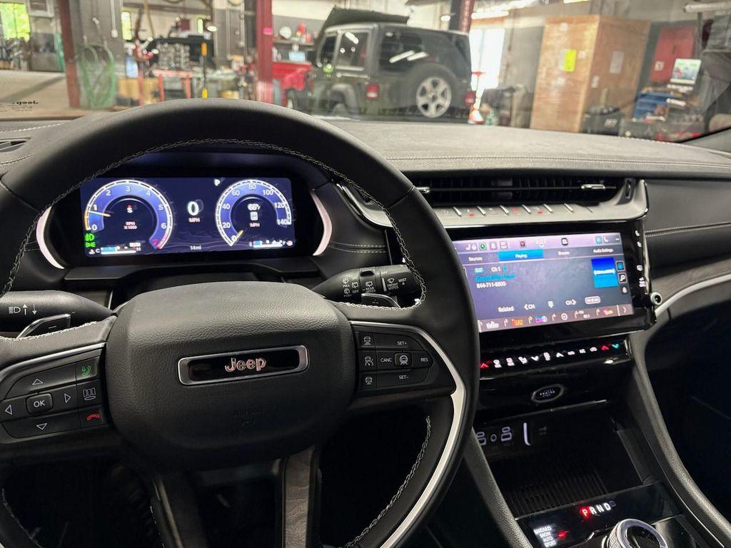 new 2026 Jeep Grand Cherokee car, priced at $55,430