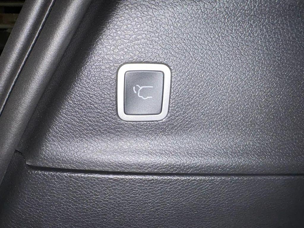 new 2026 Chrysler Voyager car, priced at $43,885