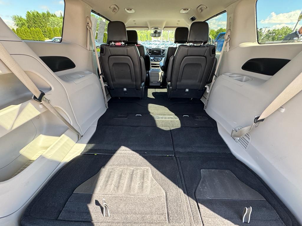 used 2023 Chrysler Pacifica car, priced at $27,243