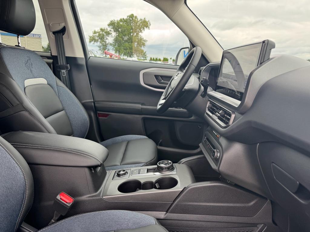 new 2025 Ford Bronco Sport car, priced at $36,998