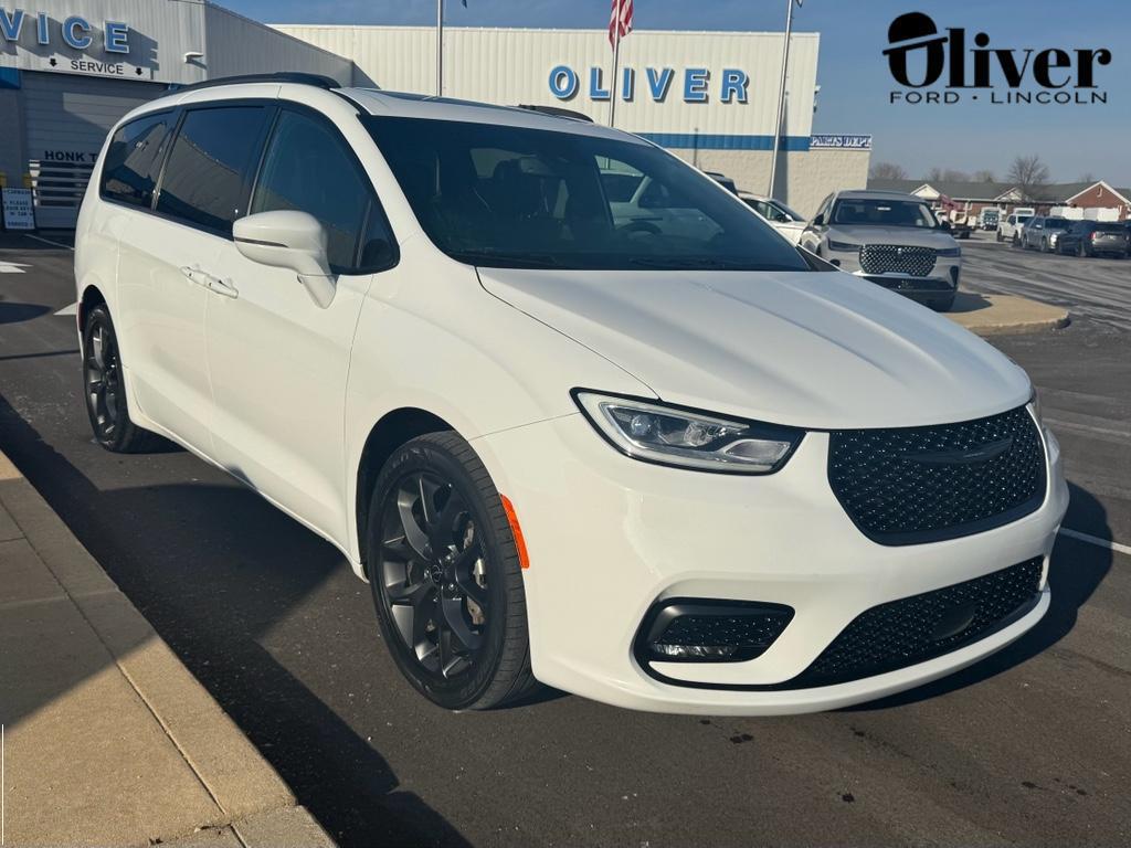 used 2022 Chrysler Pacifica car, priced at $21,310
