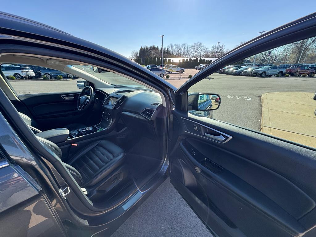 used 2020 Ford Edge car, priced at $19,497