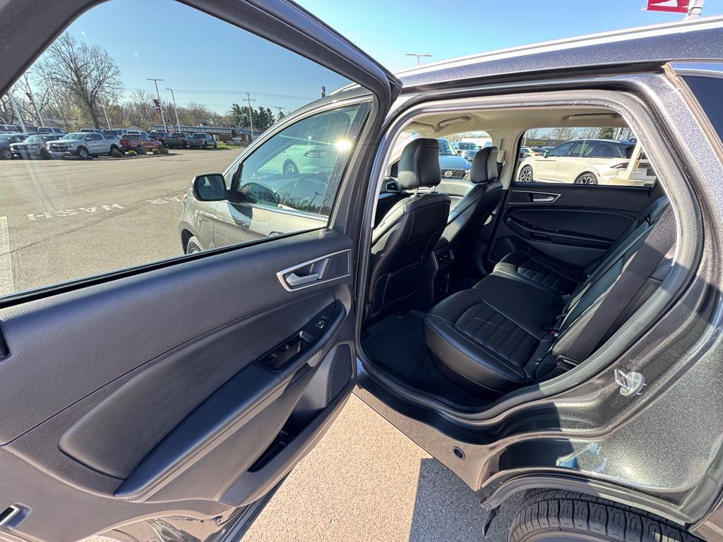 used 2020 Ford Edge car, priced at $19,497