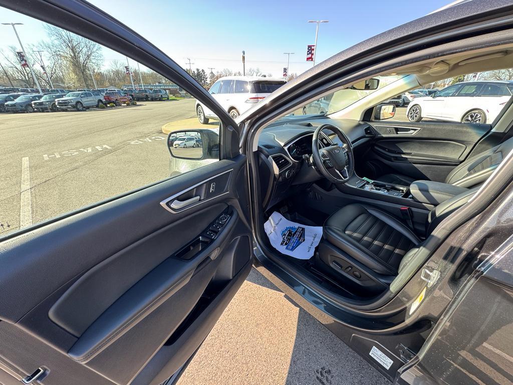 used 2020 Ford Edge car, priced at $19,497