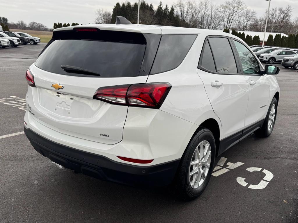 used 2024 Chevrolet Equinox car, priced at $22,994