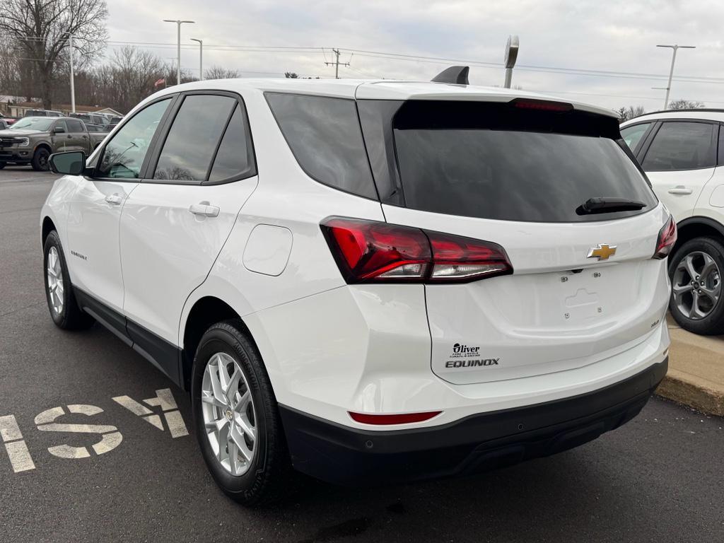 used 2024 Chevrolet Equinox car, priced at $22,994