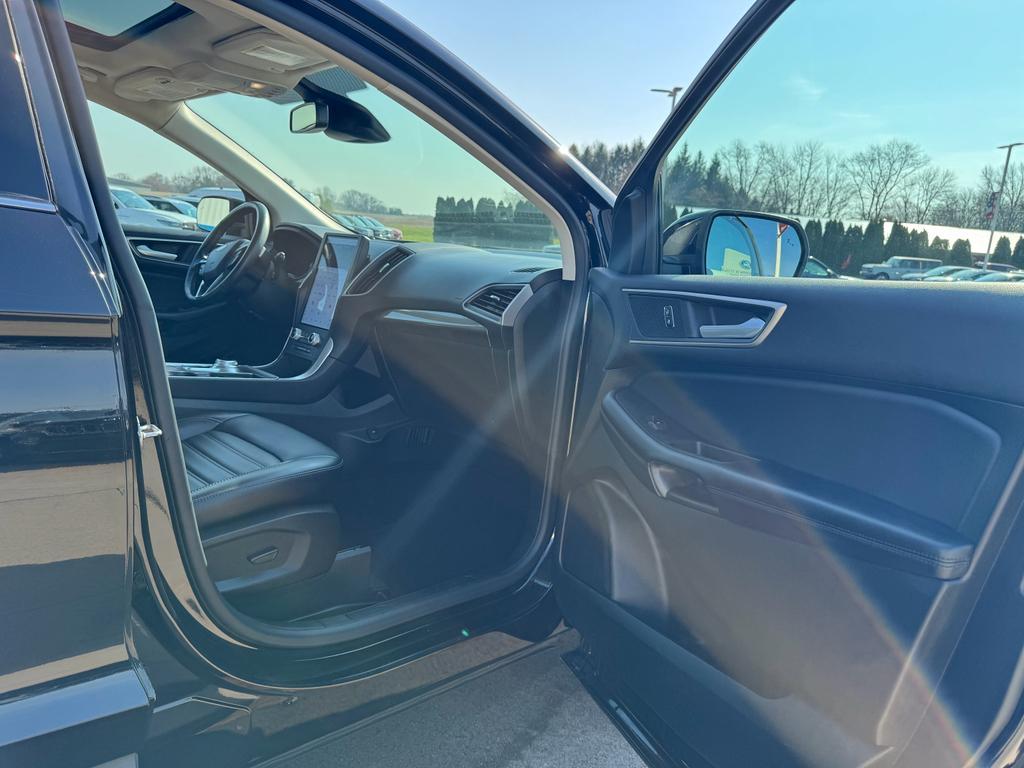 used 2023 Ford Edge car, priced at $27,713